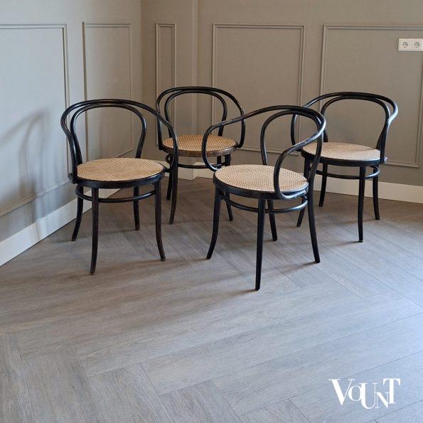 Set van 4 zwarte 209 stoelen, Ligna, jaren '70