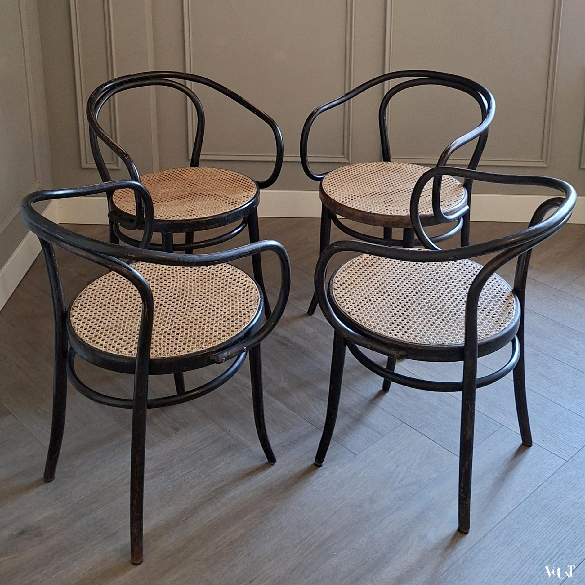 Set van 4 zwarte 209 stoelen, Ligna, jaren '70