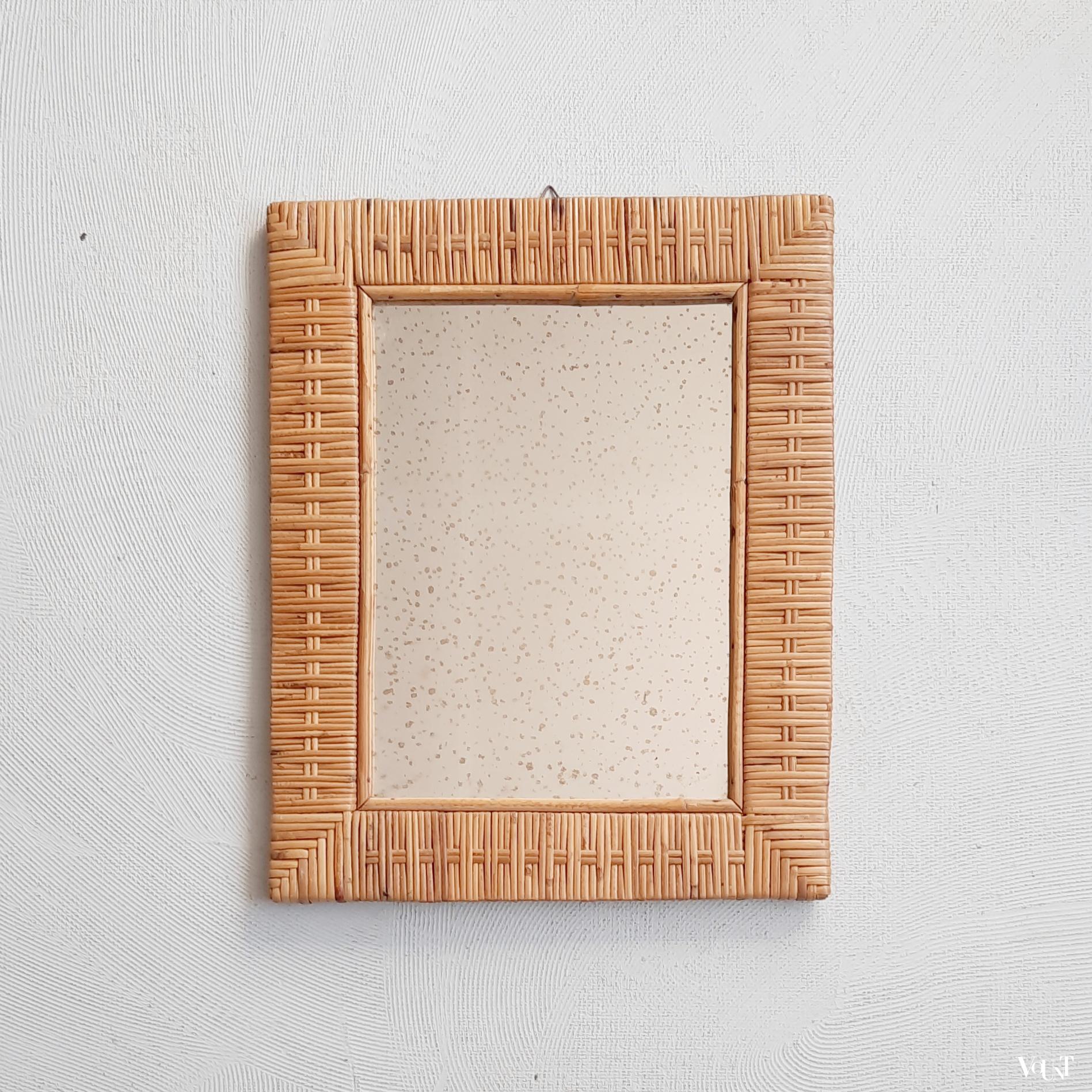 Vintage wandspiegel met geweven rotan rand, jaren '70