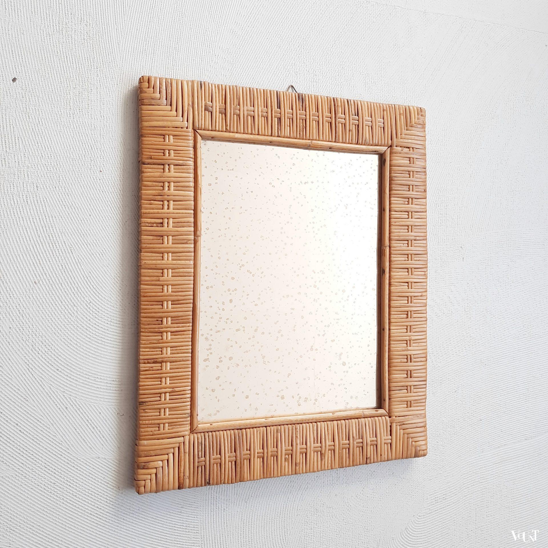 Vintage wandspiegel met geweven rotan rand, jaren '70