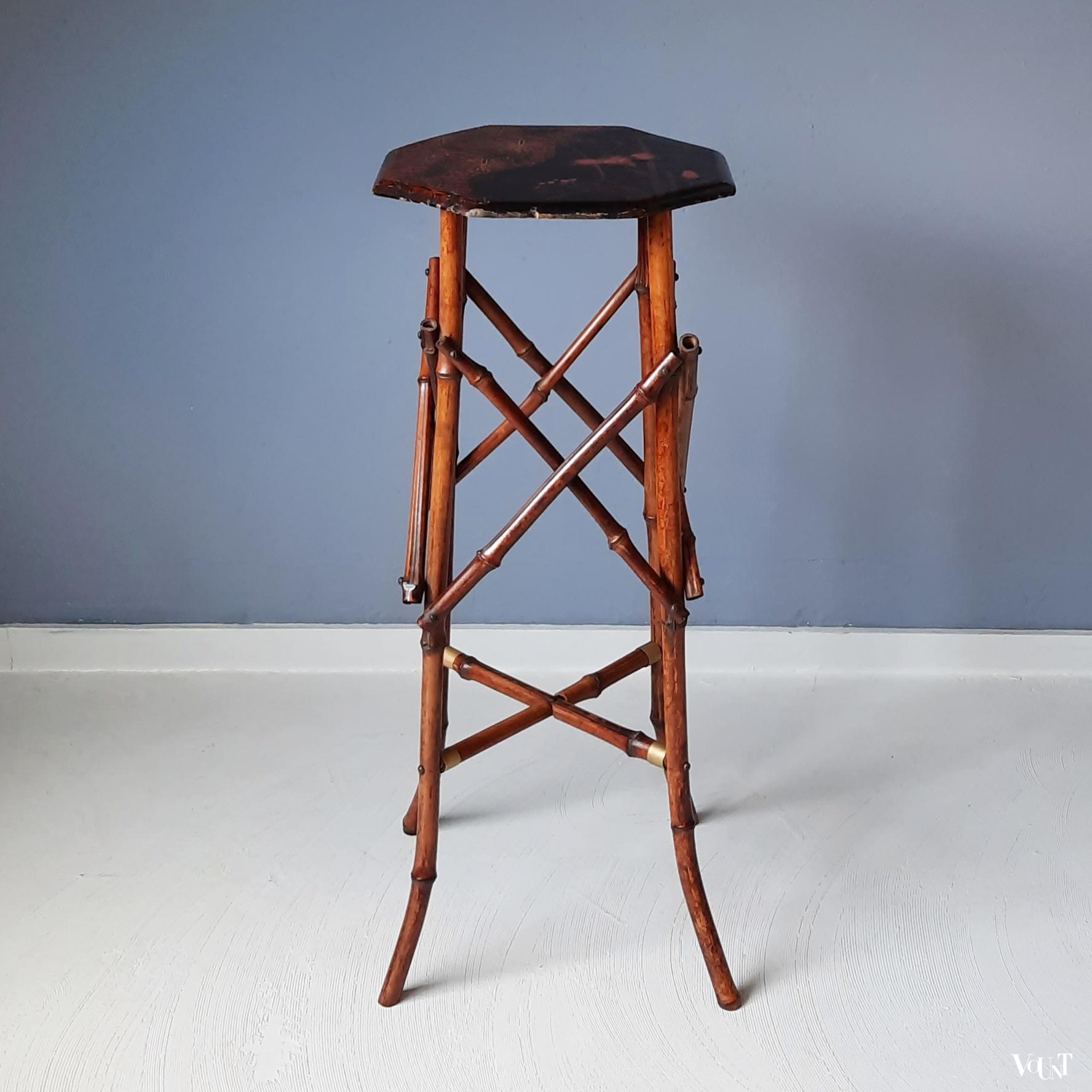 Bamboe plantentafel met gelakt blad, eind 19e eeuw