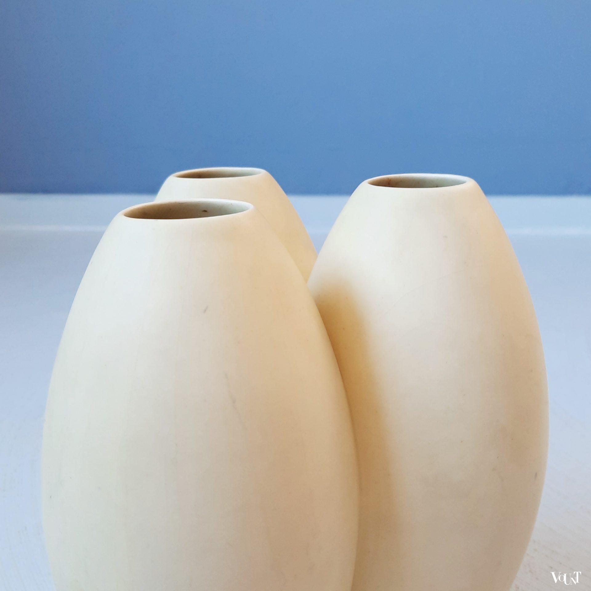 Design vaas porselein / triovaas, Cor Unum, jaren '90