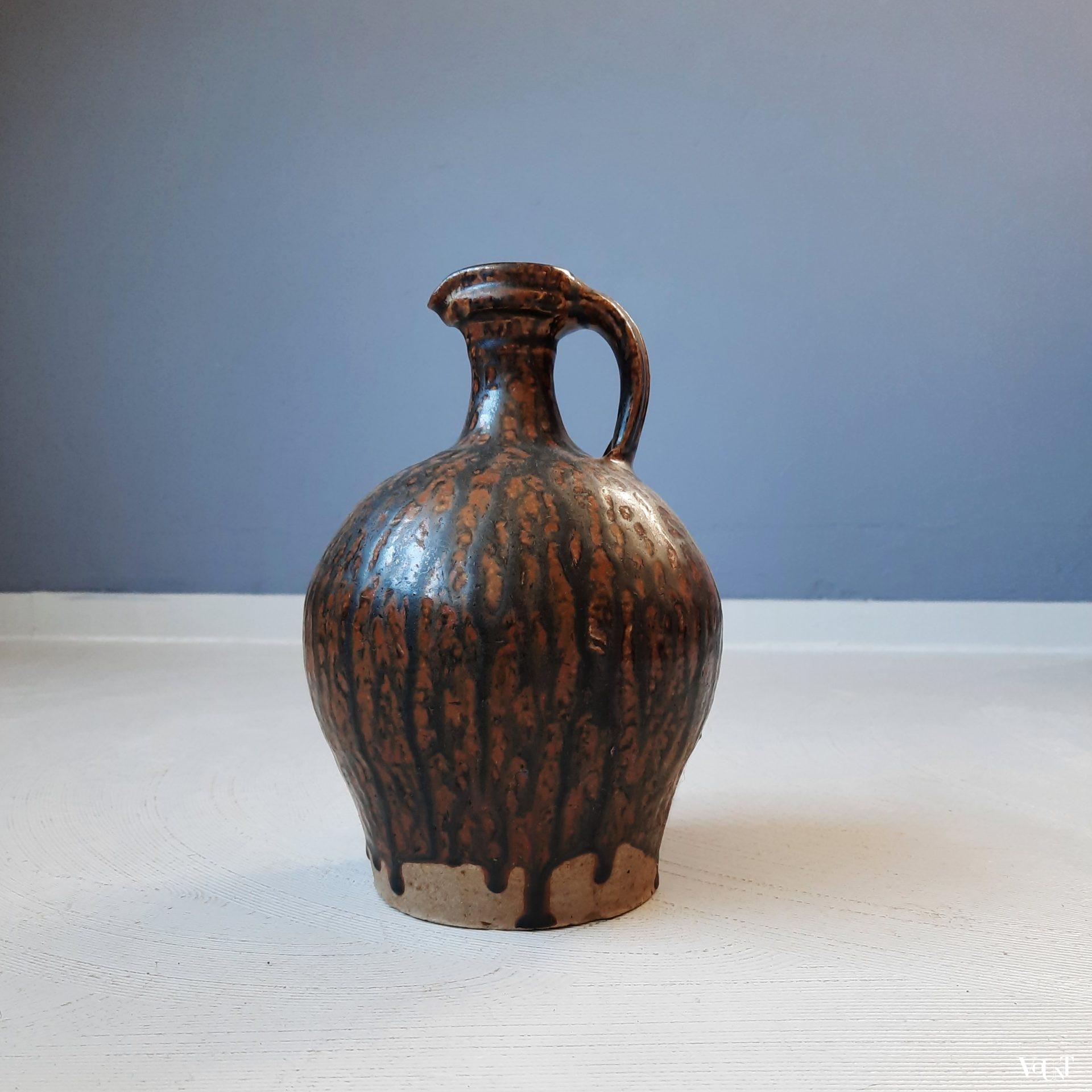 Franse aardewerken kan met druipmotief, jaren '60/'70