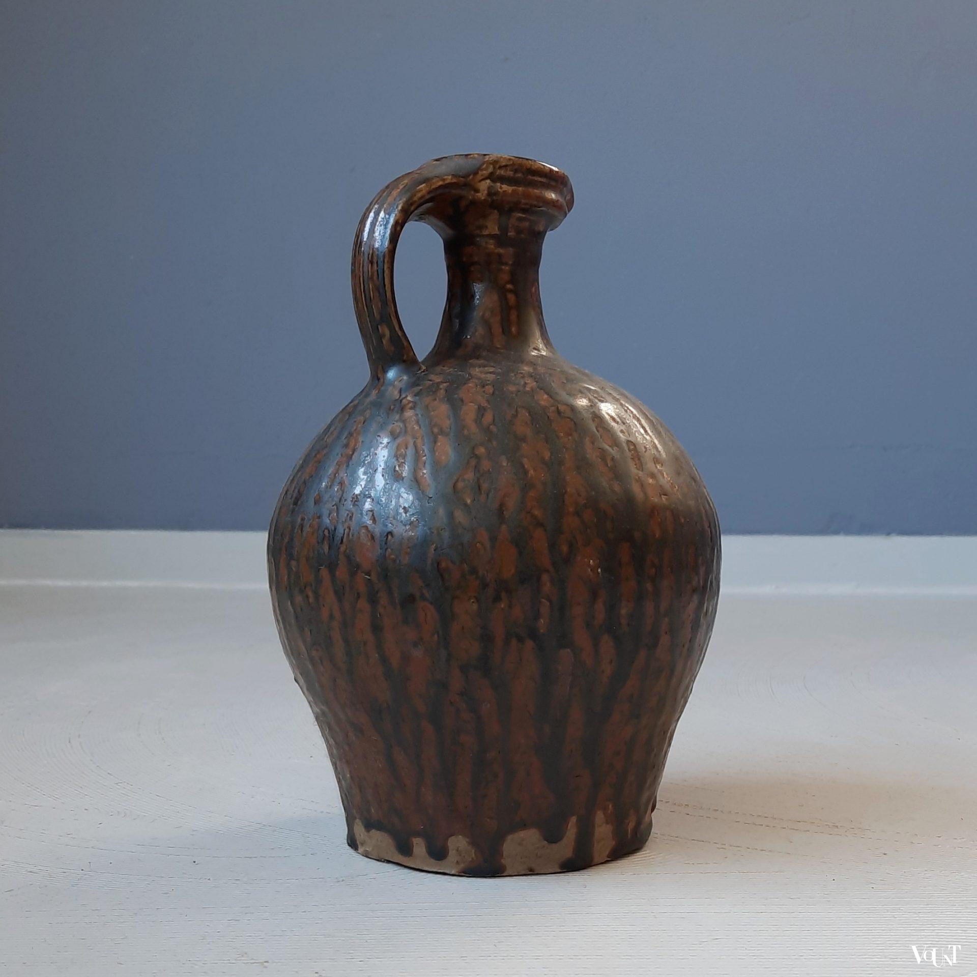 Franse aardewerken kan met druipmotief, jaren '60/'70