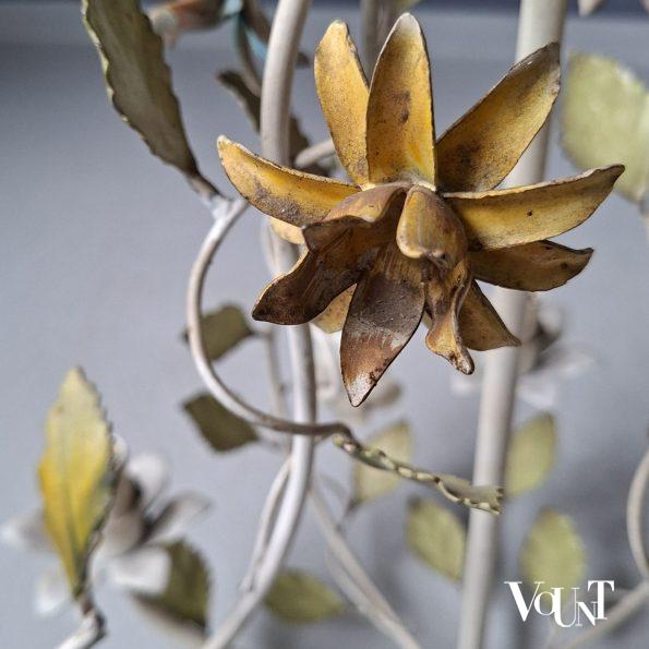 Franse metalen hanglamp bloemen, jaren '60