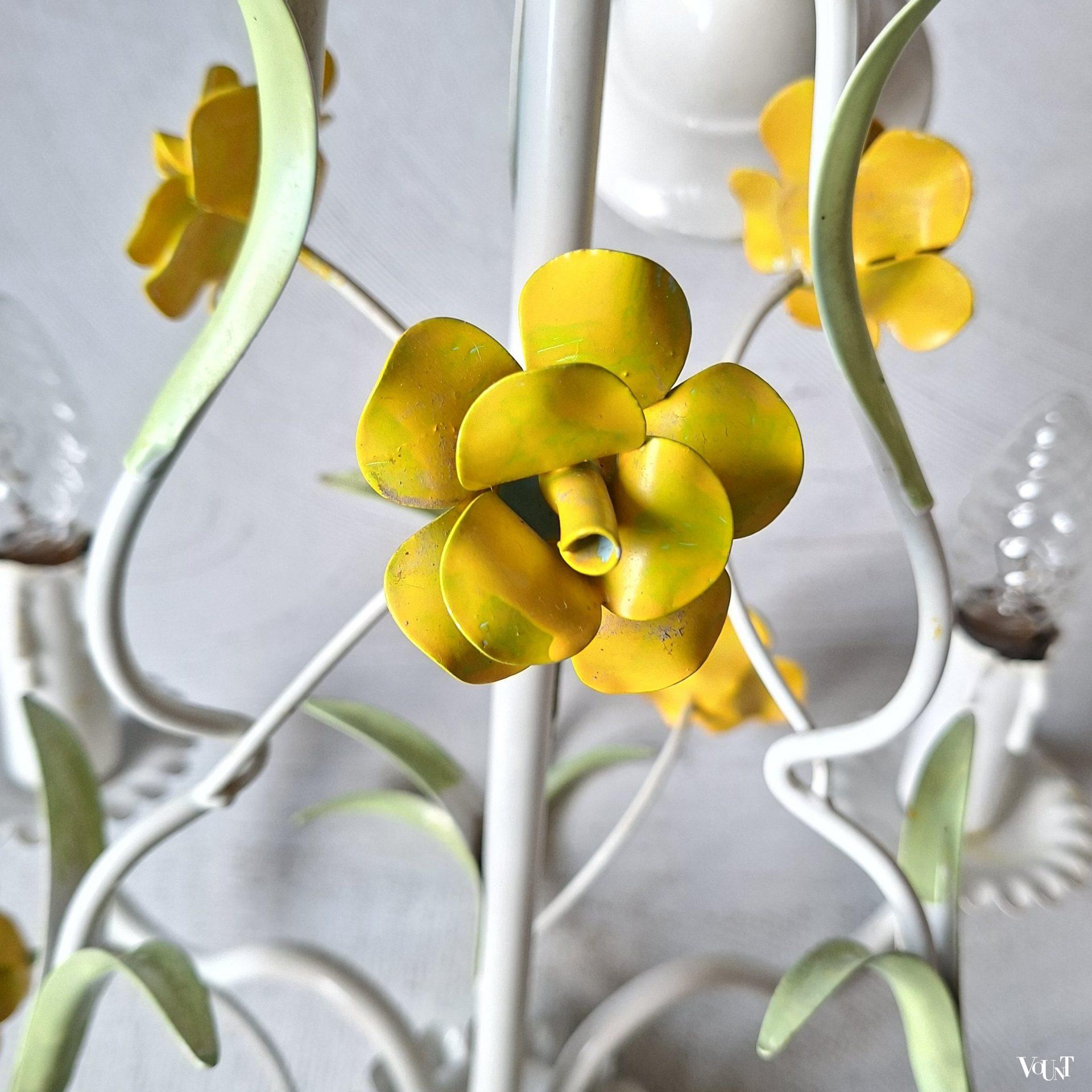 Franse metalen hanglamp bloemen, jaren '70