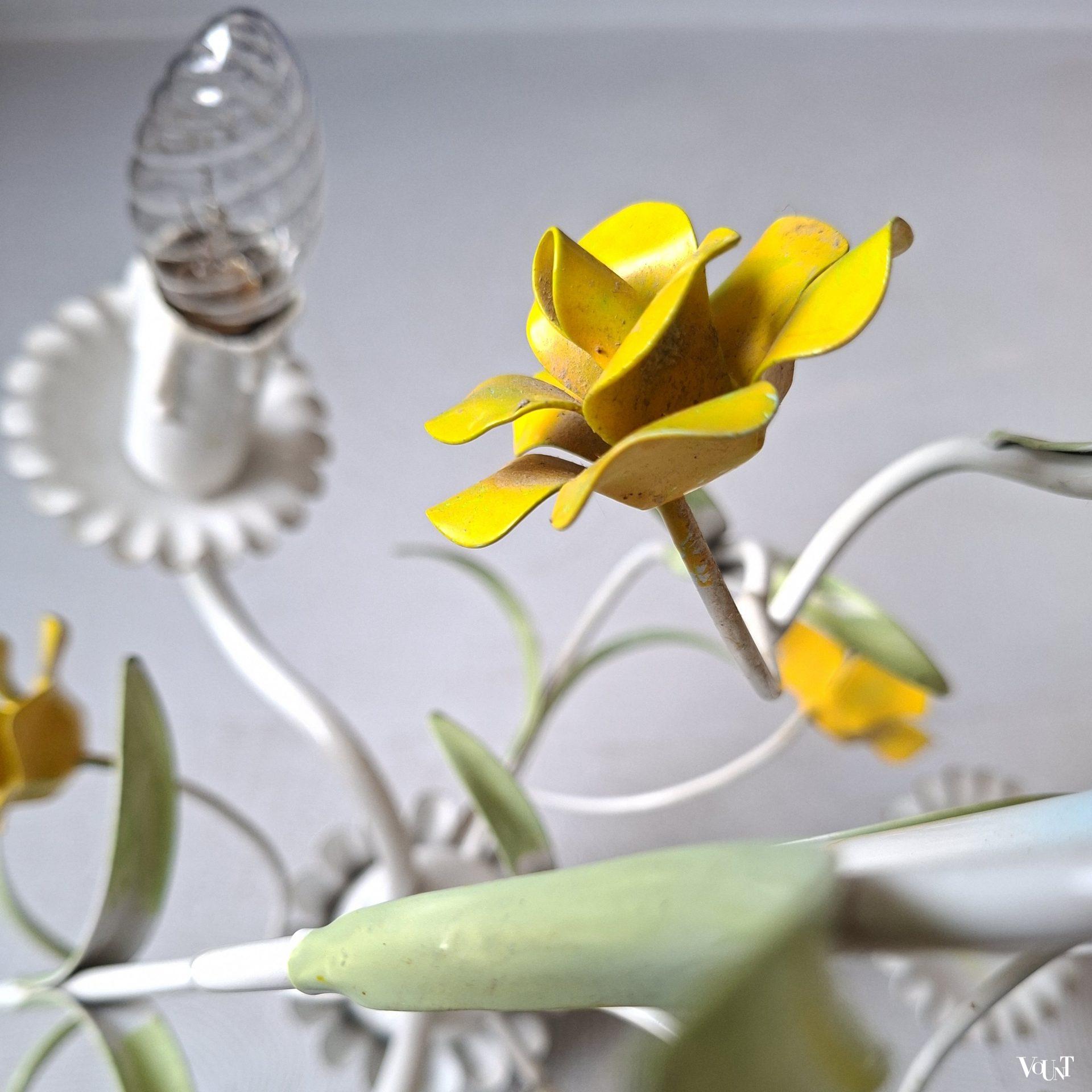 Franse metalen hanglamp bloemen, jaren '70