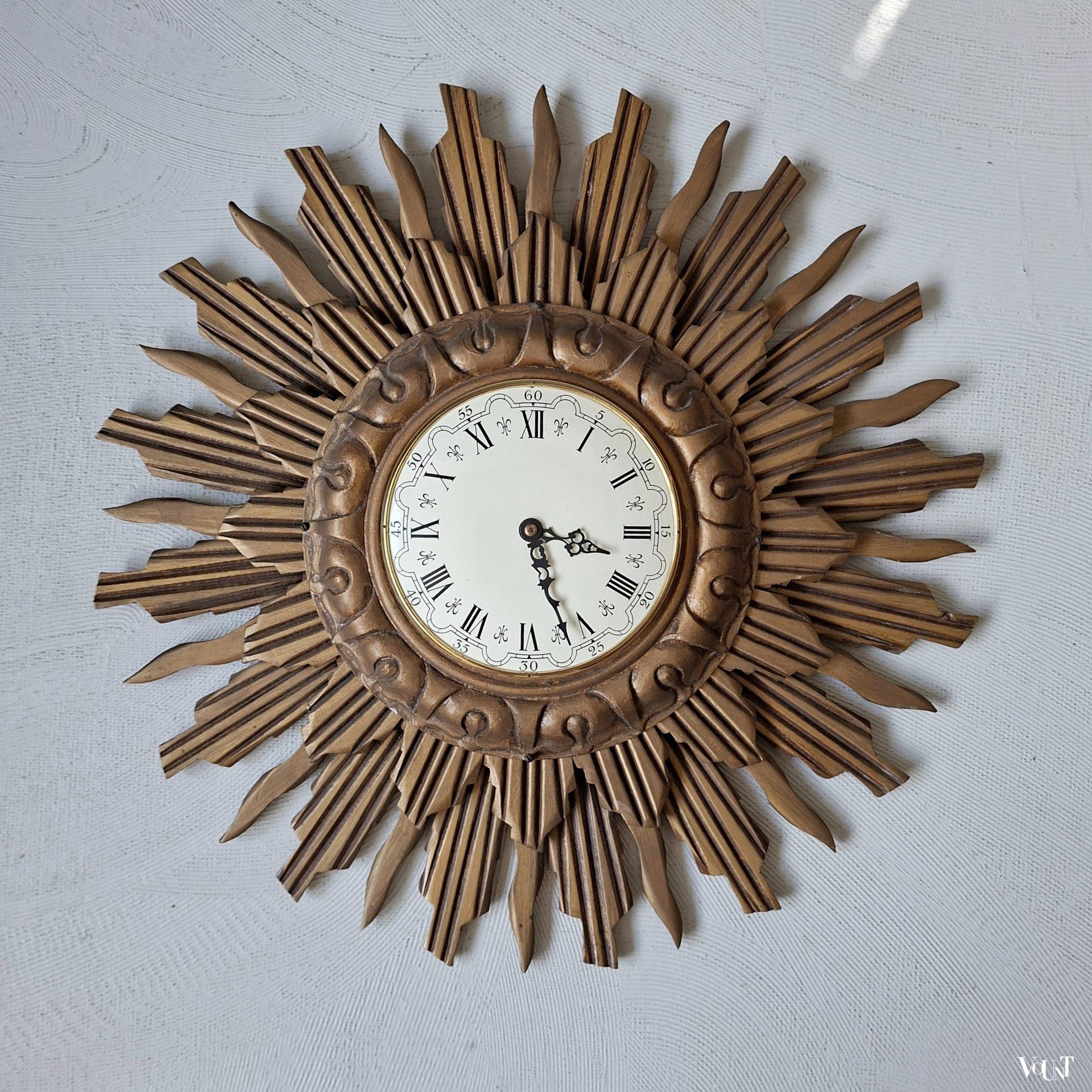 Houten zonneklok, Stijlklokkenfabriek C.J.H. Sens en Zn. Den Haag, jaren '60