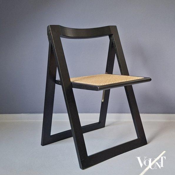 Zwarte houten klapstoel met rotan webbing, jaren '80/'90