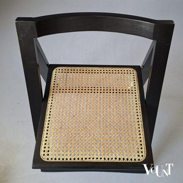 Zwarte houten klapstoel met rotan webbing, jaren '80/'90
