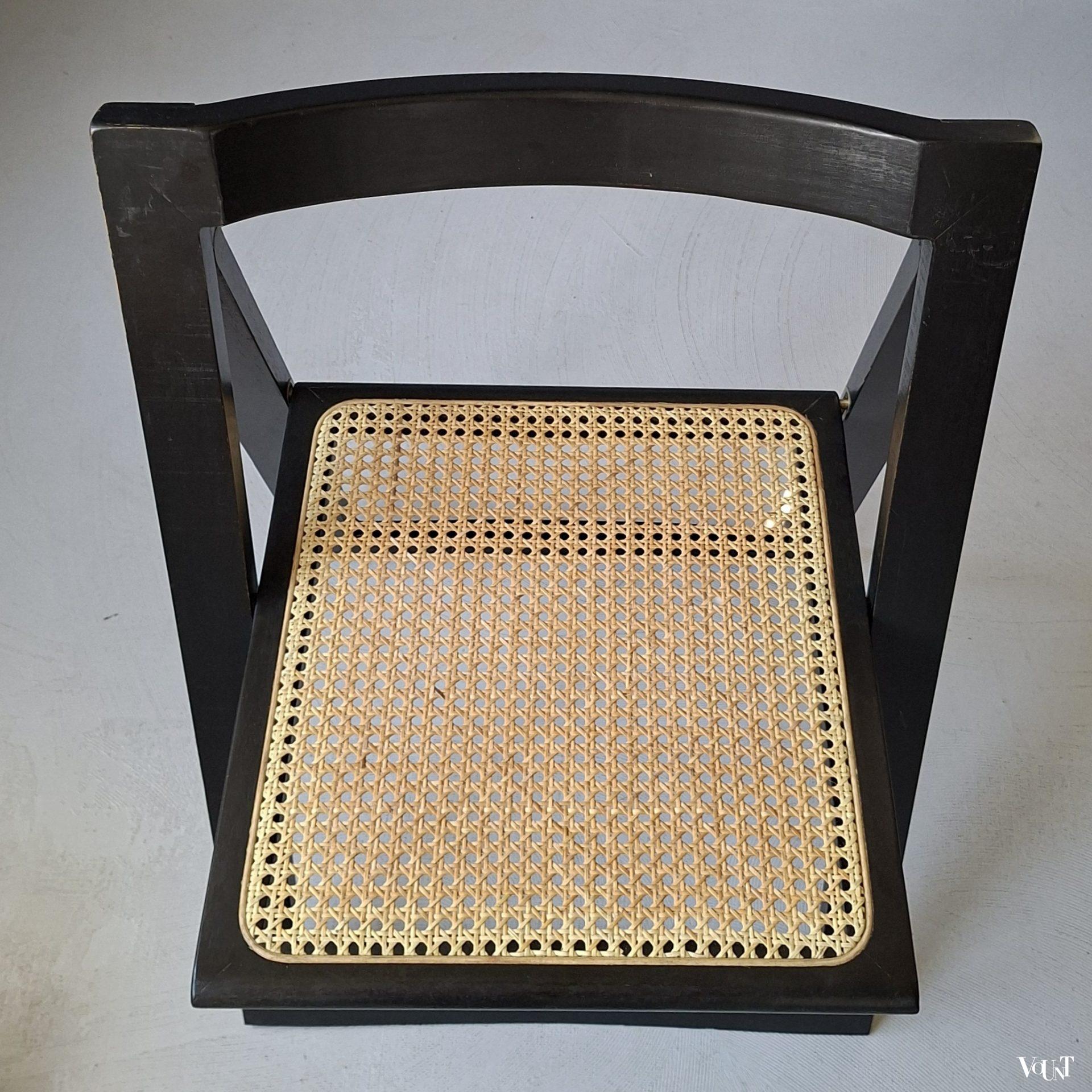 Zwarte houten klapstoel met rotan webbing, jaren '80/'90
