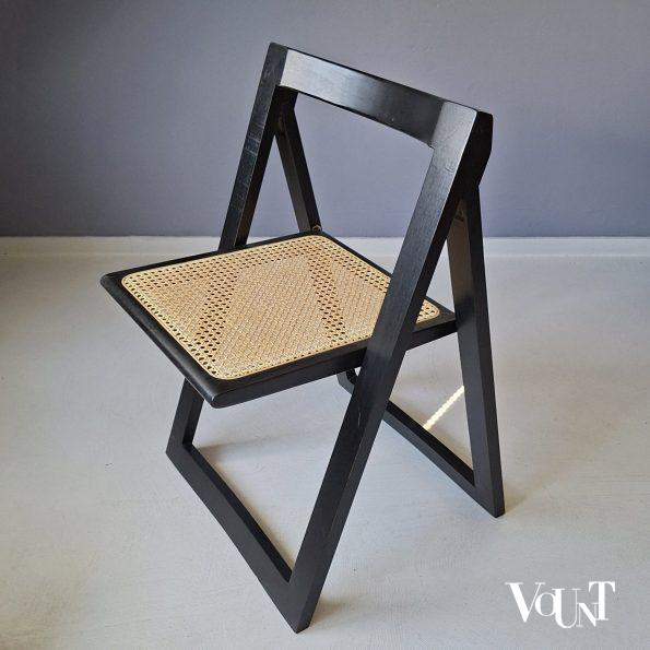 Zwarte houten klapstoel met rotan webbing, jaren '80/'90