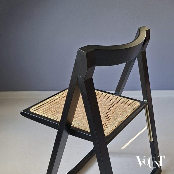 Zwarte houten klapstoel met rotan webbing, jaren '80/'90
