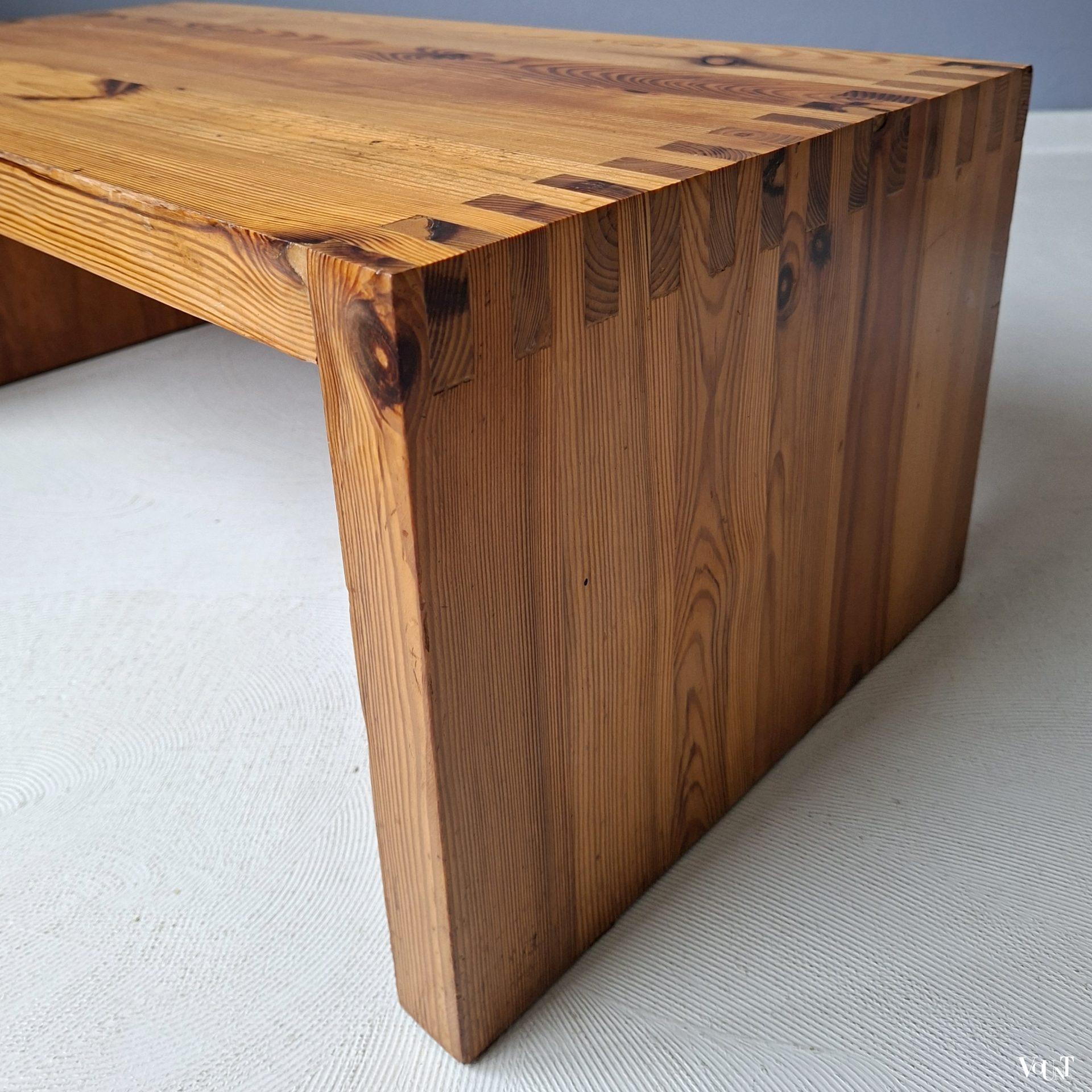 Grenenhouten salontafel/bijzettafel, Ate van Apeldoorn, jaren '70