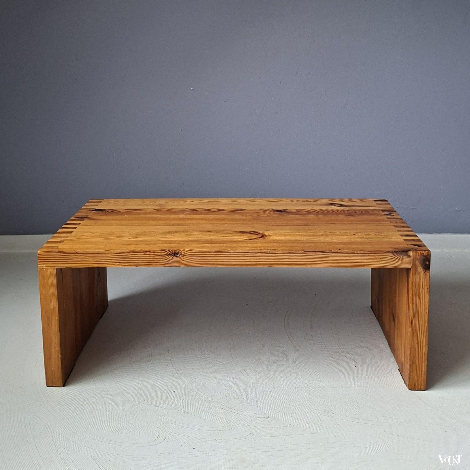 Grenenhouten salontafel/bijzettafel, Ate van Apeldoorn, jaren '70