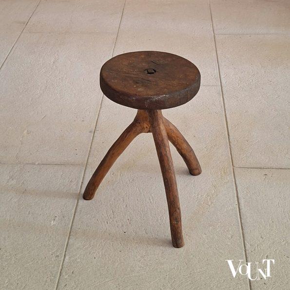 Vintage mid-century Franse driepoot kruk