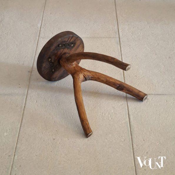 Vintage mid-century Franse driepoot kruk