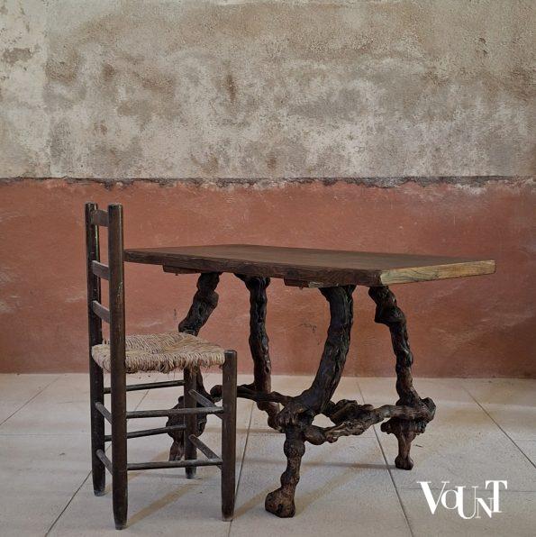 Brutalist tafel met wijnrankpoten, jaren '60/'70