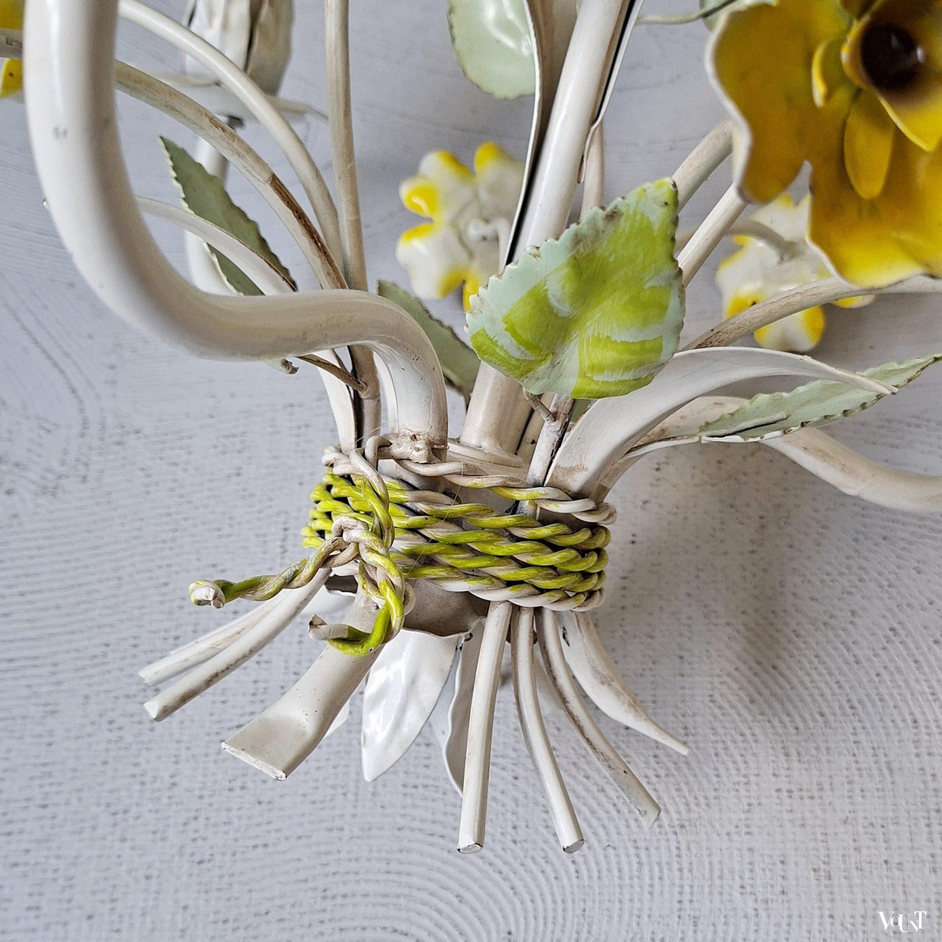 Franse metalen hanglamp bloemen, jaren '70