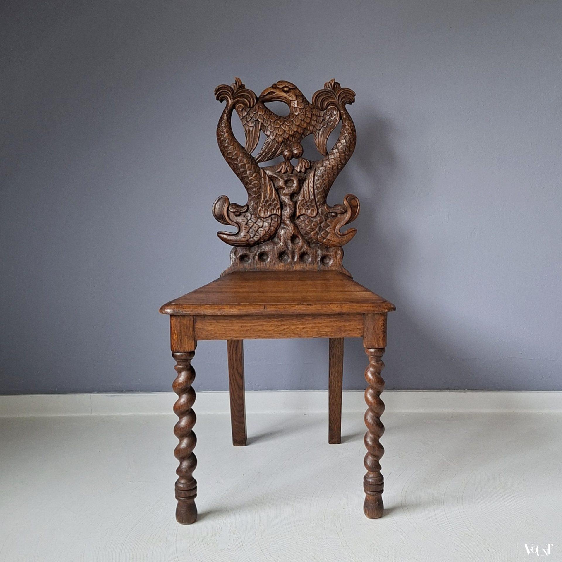 Antieke halstoel adelaar en dolfijnen, 19e eeuw