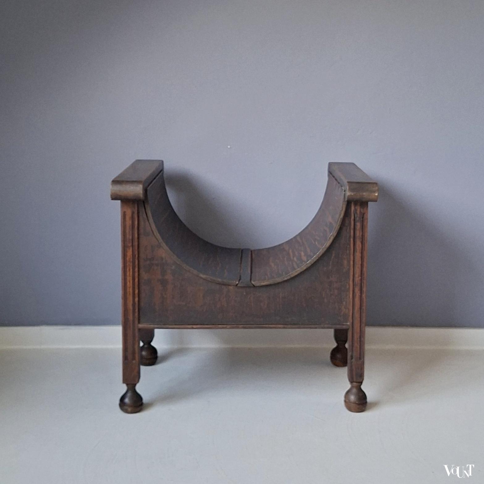 Antiek halbankje met bergruimte, rond 1900