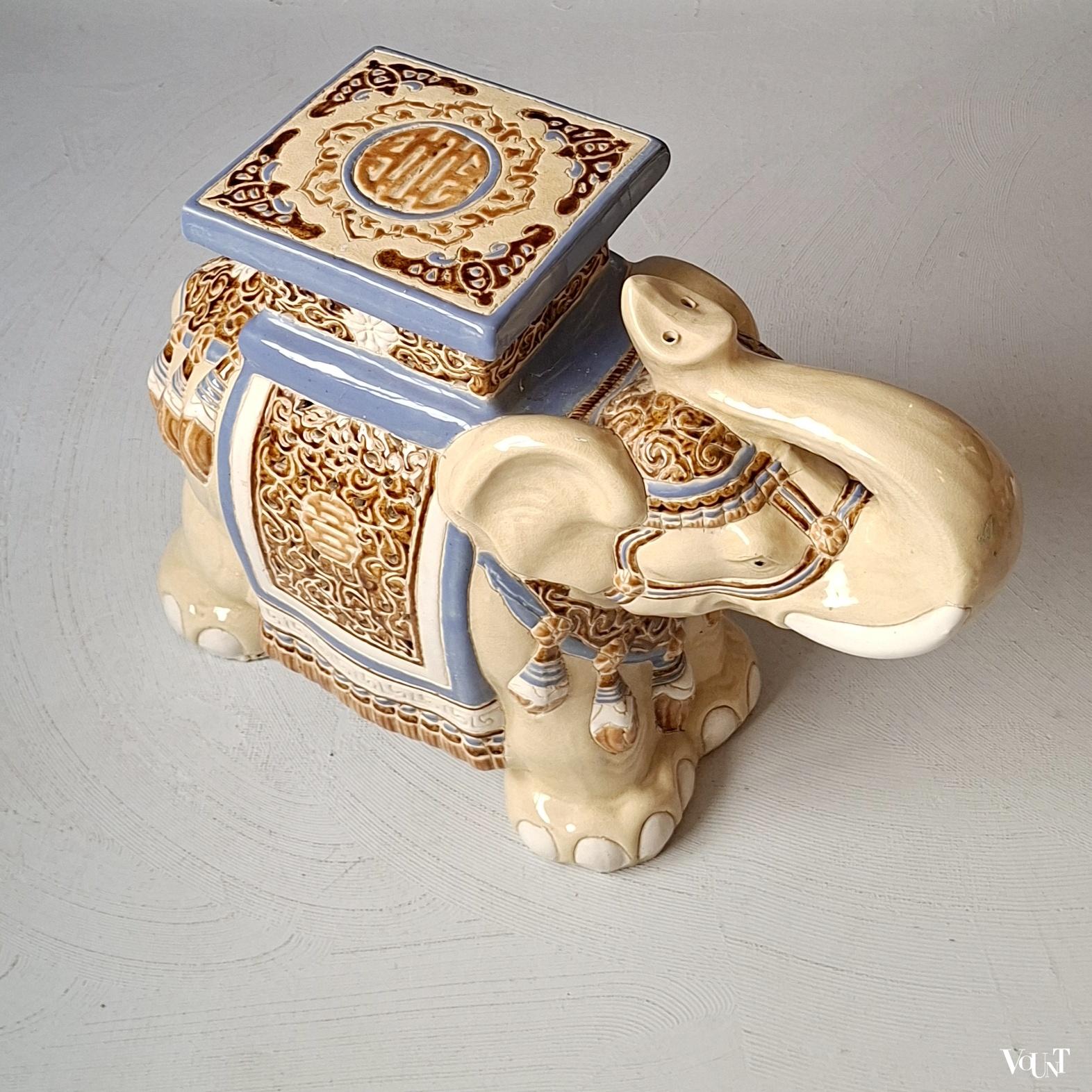 Olifant kruk/plantentafel keramiek, jaren '80/'90