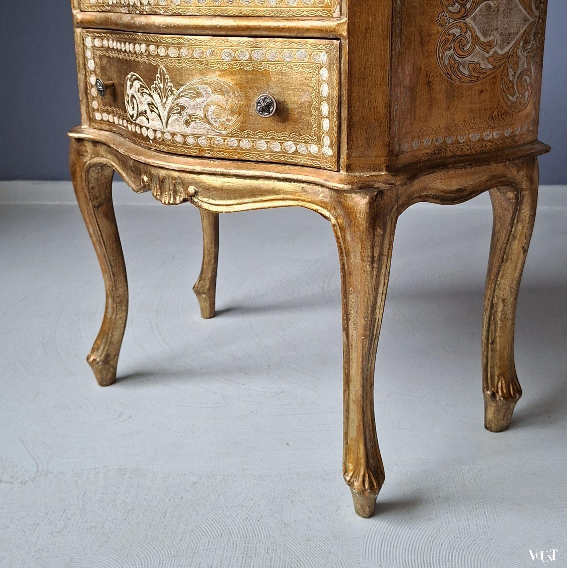 Florentijns "gouden" ladekastje, jaren '60