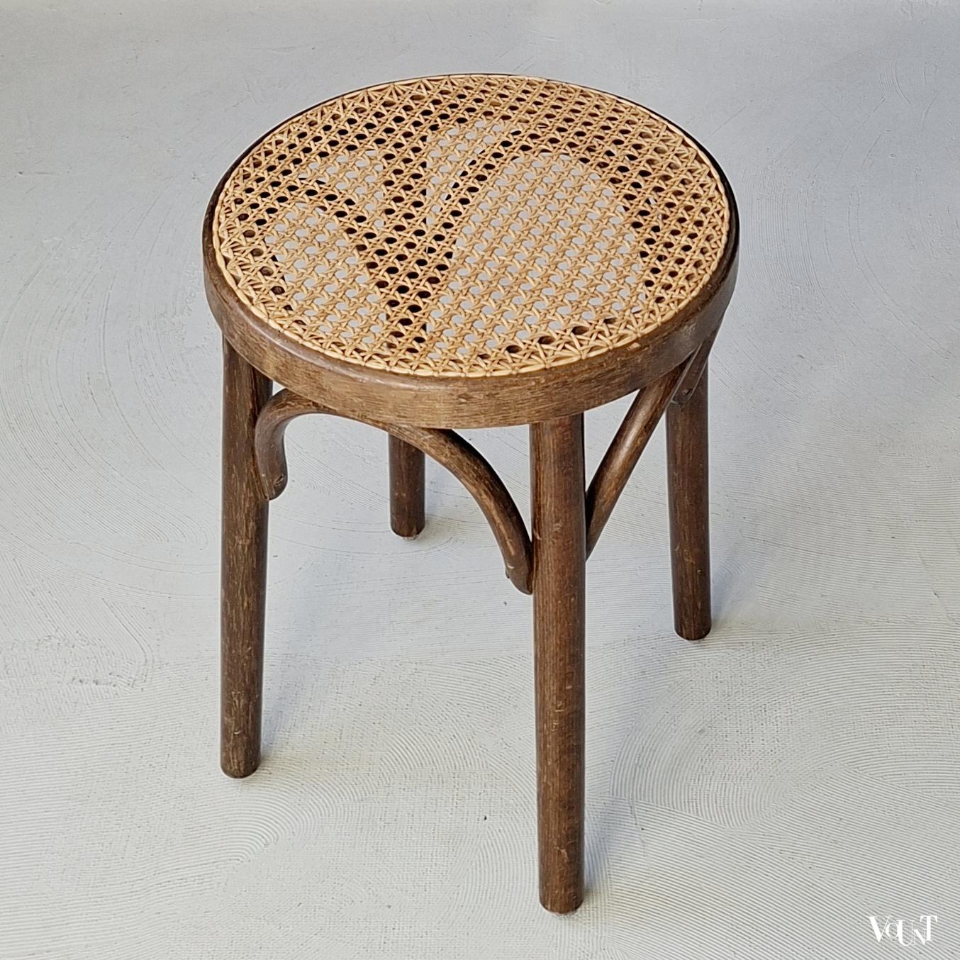 Bentwood kruk met rotan zitting, Romania, jaren '60/'70