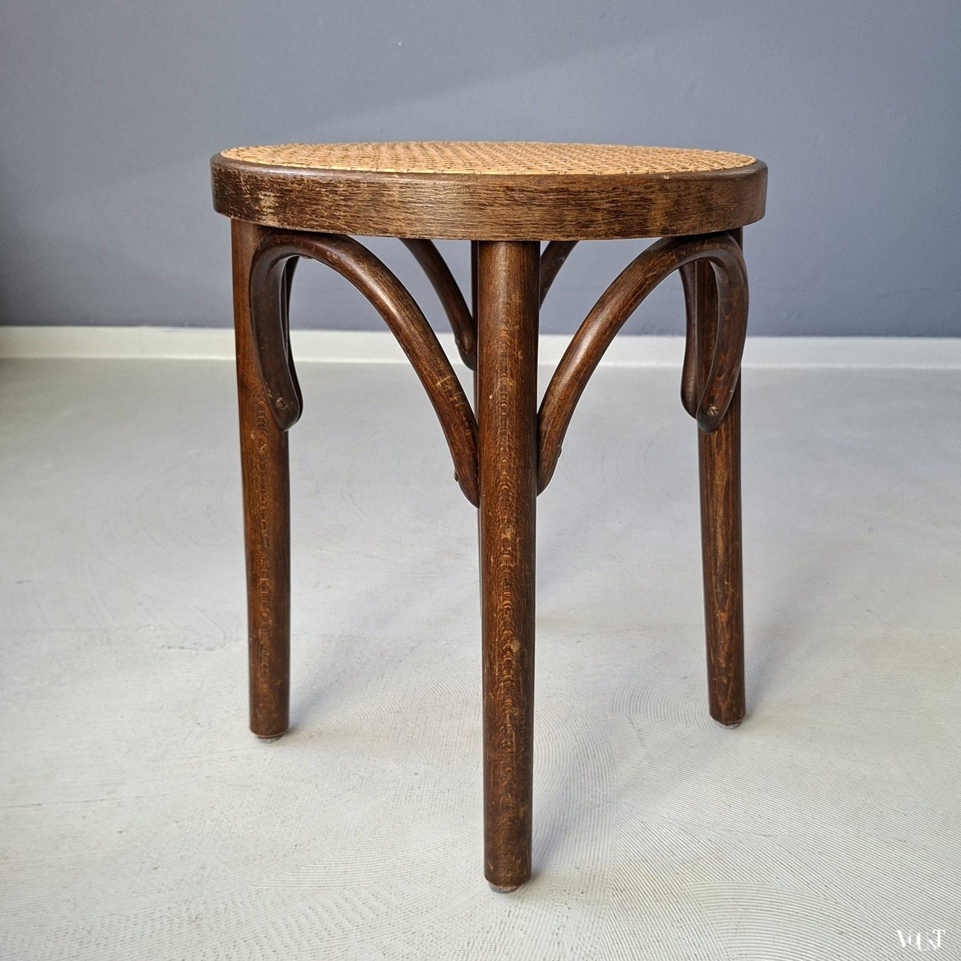 Bentwood kruk met rotan zitting, Romania, jaren '60/'70