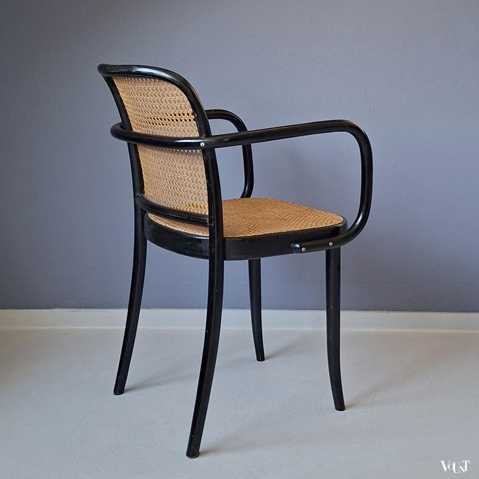 Zwarte Praag of 811 stoel, Ligna, jaren '70/'80