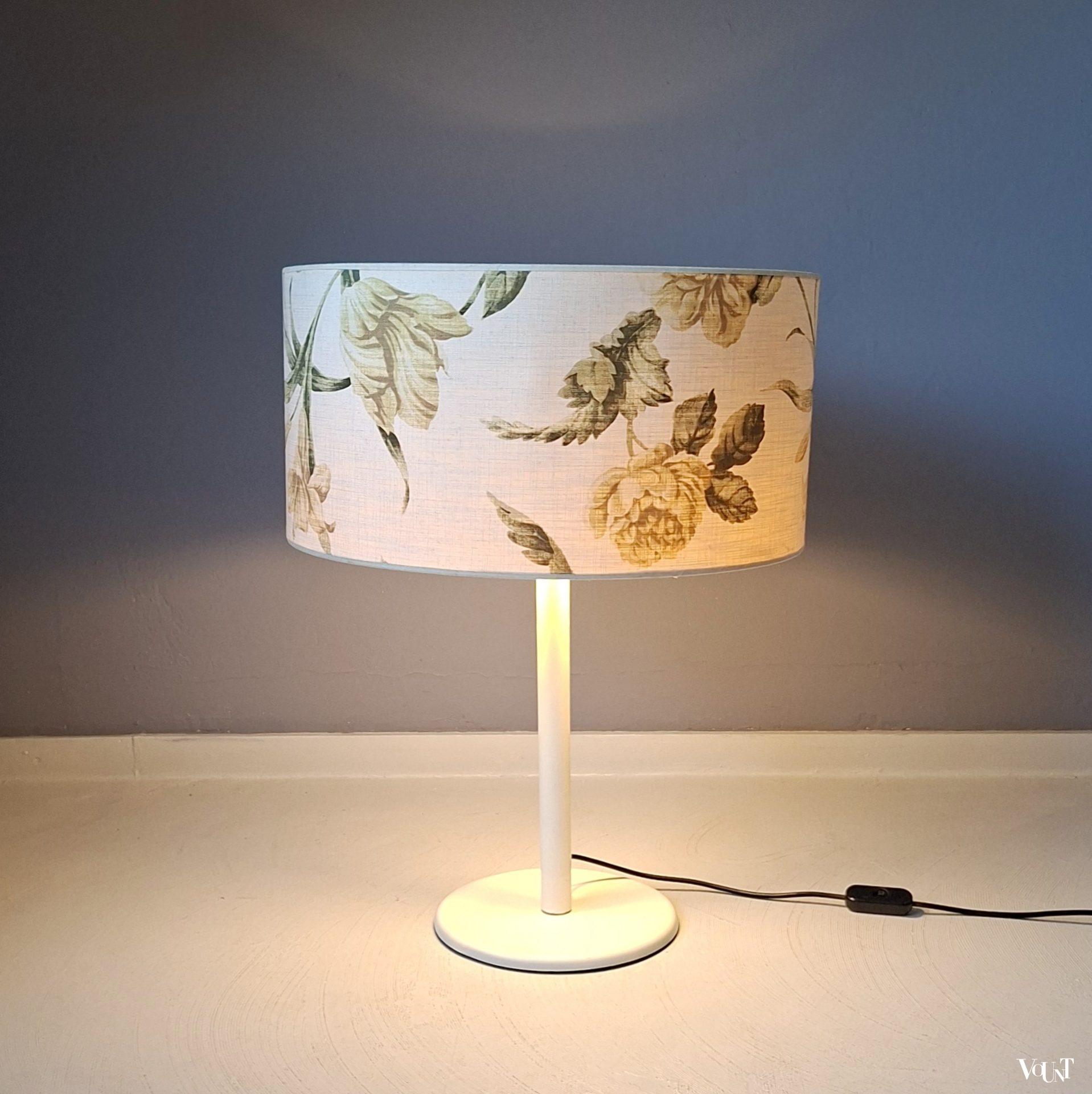 Tafellamp met grote bloemenkap, jaren '70/'80
