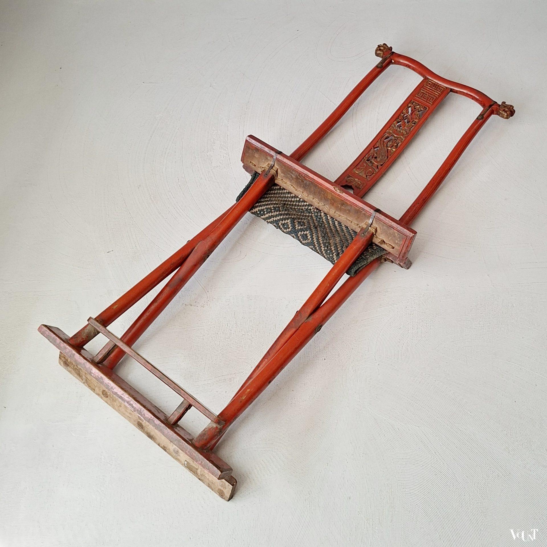 Rode Chinese reisstoel, begin 20e eeuw