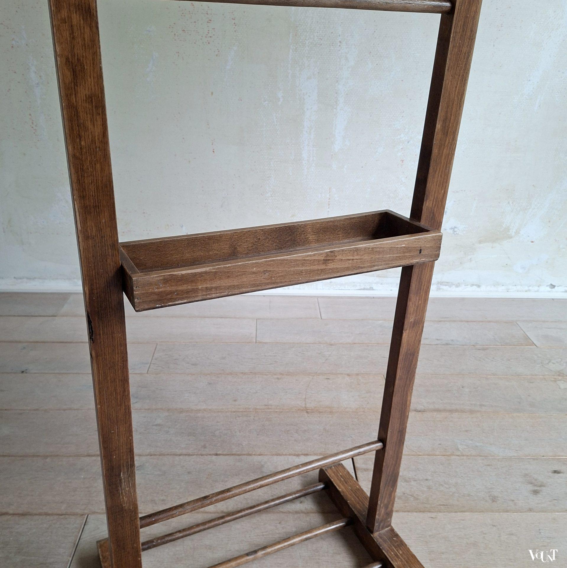 Houten dressboy, jaren '70